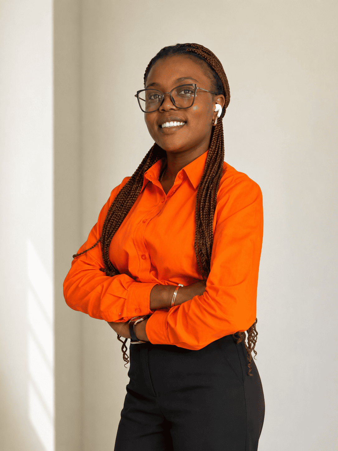 Sarah Nkulu, Chargée d'assistance visa et clientèle chez SkyBlue Tours
